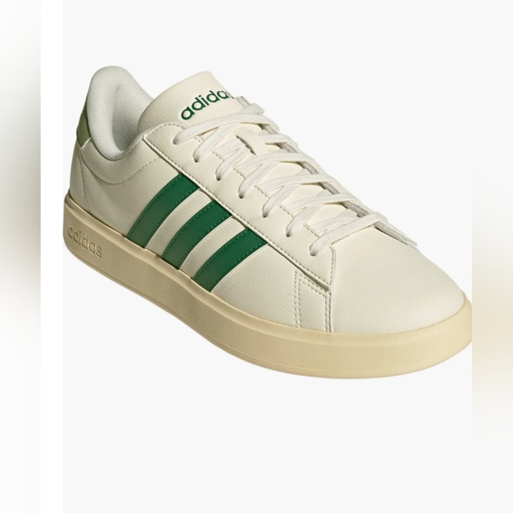 Men's Grand Court Shoes.